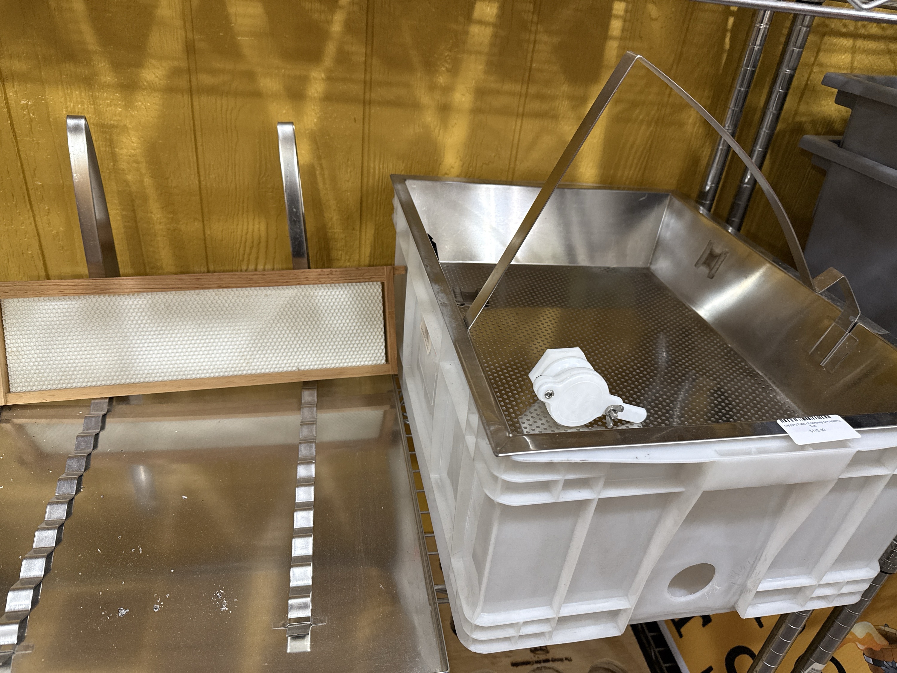 70ba23aa-530d-45ab-9918-191cf58ea55b-29892-000003dac9fdd16b_file-2 Uncapping Tubs