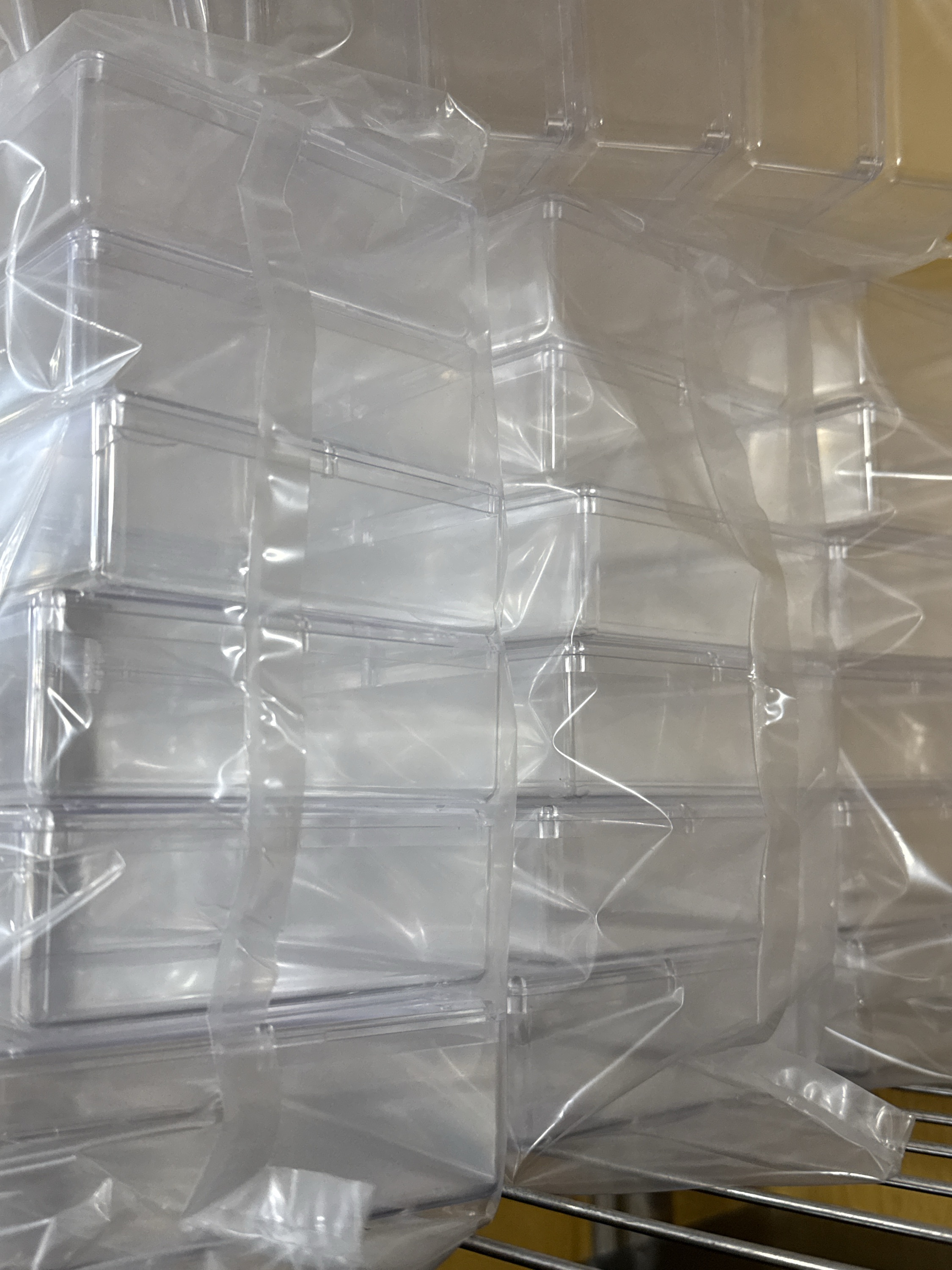 75caa70b-64dd-44f2-b003-736d5dc5404d-38664-0000051c45dc5136_file Cut Comb Honey Tray box w/lid 12ct.