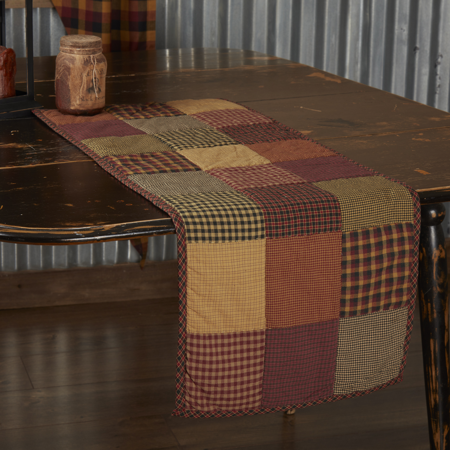 Runner Quilted Heritage Farms