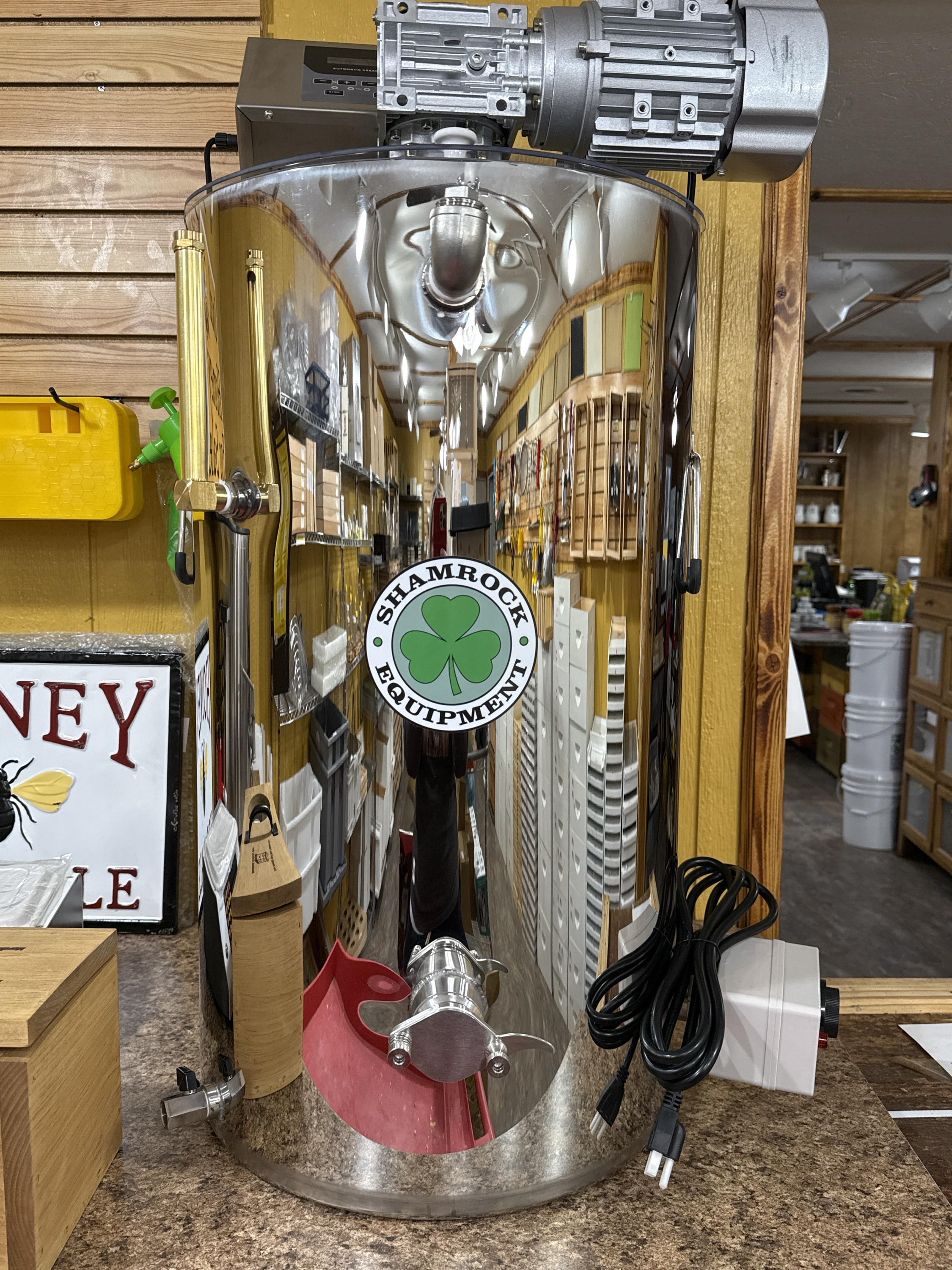 Shamrock Honey Creamer