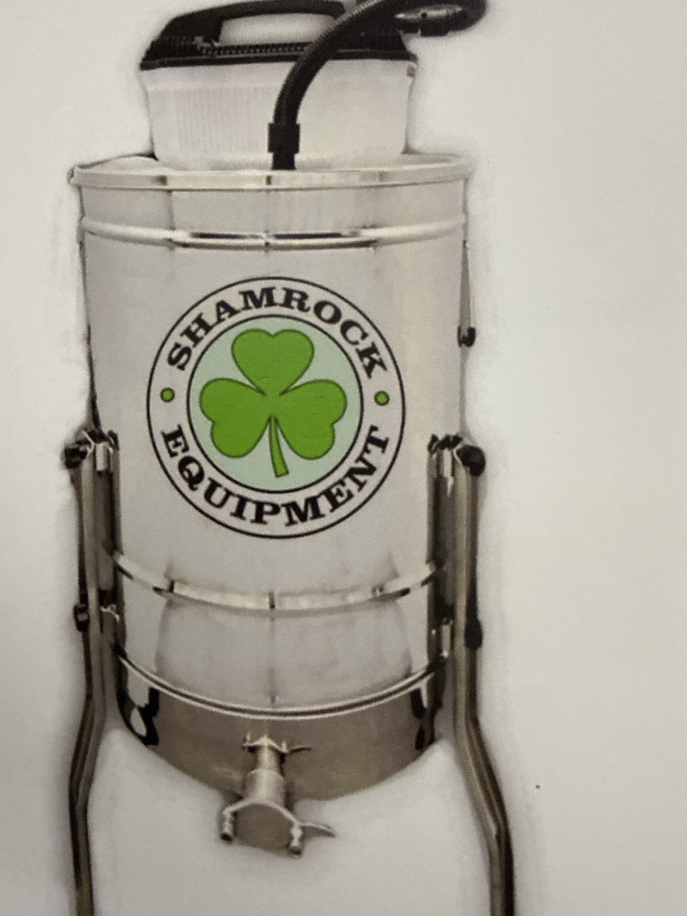76c87782-d793-45ee-b15d-745dd6e61b4a-32332-0000041ab1dc3ead_file Shamrock Steam Wax Melter